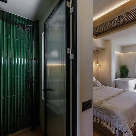 Деревянный коттедж Aja Retreat Luxury Камари